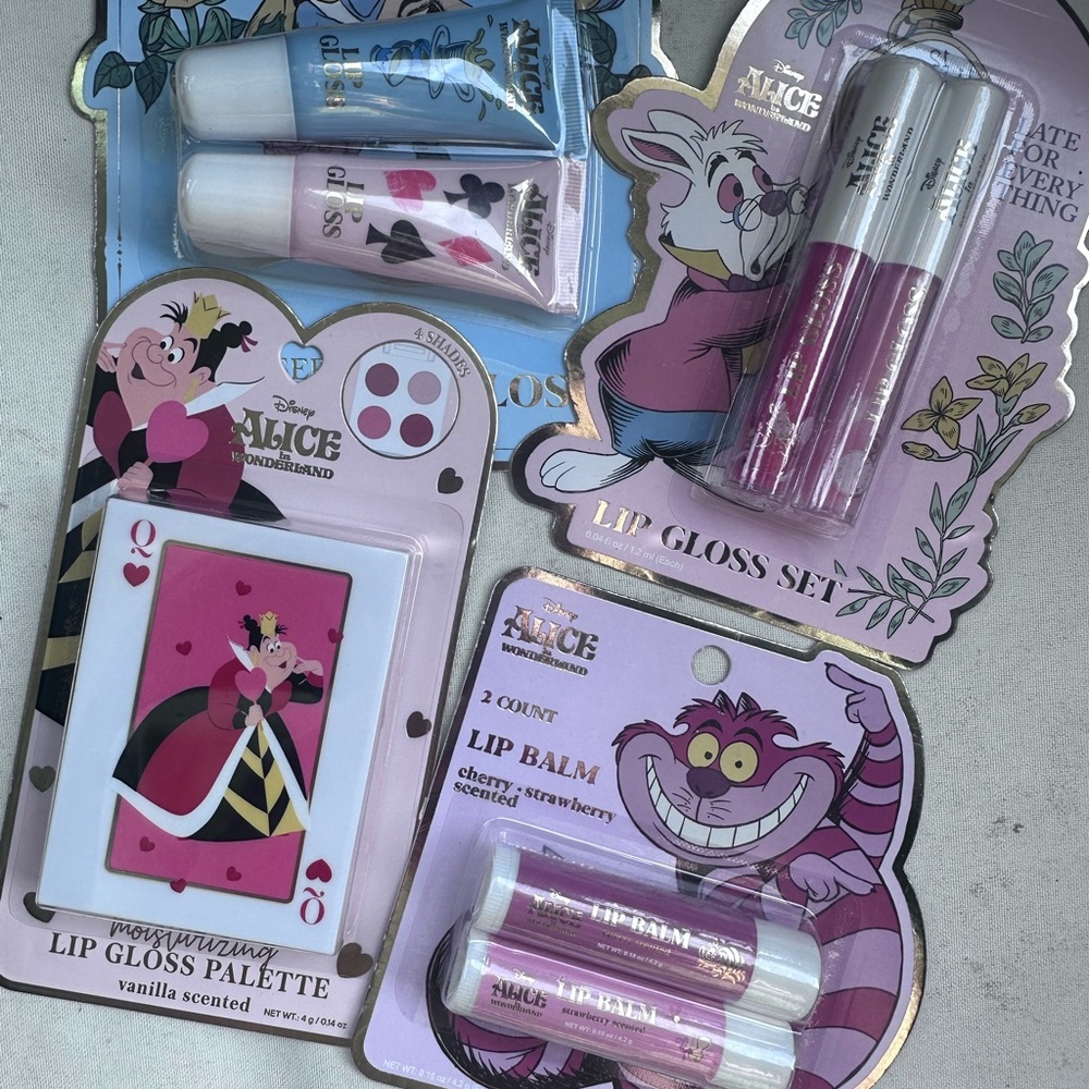 Disney Alice in Wonderland Lip Care Set